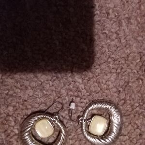 Fashion earrings one pair